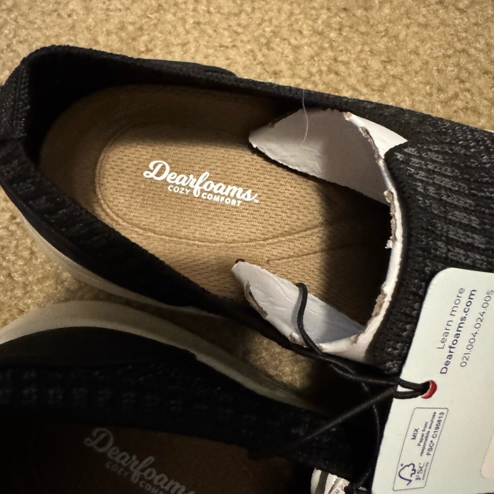Dearfoams - Picture 3 of 7